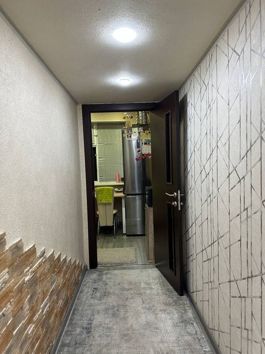 Хонадон сотилади!!! Сергели 8 худуд, 3 хонали,3-кават новостройка