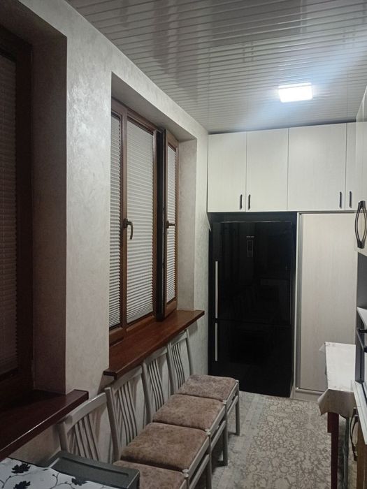 Срочно сотилади Сергели 5.галарейка дом 1*2/9/9 ремонт тоза 2×3 балкон