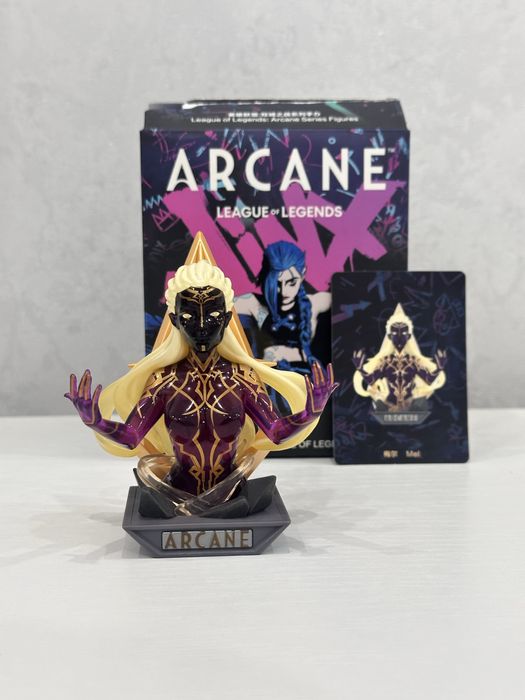 Фигурка Pop Mart - Mel Arcane