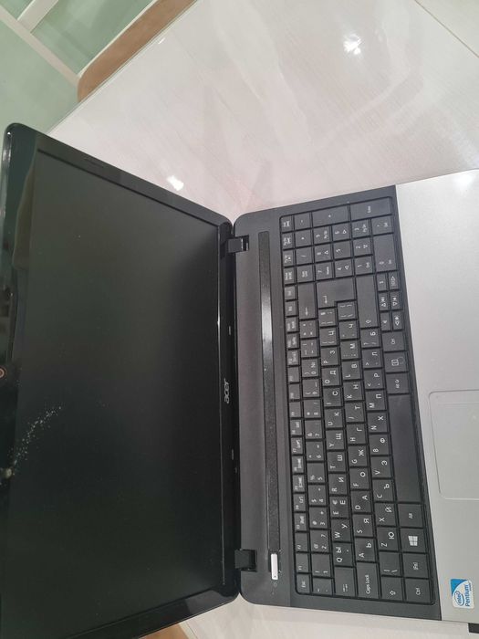 Лаптоп acer работещ