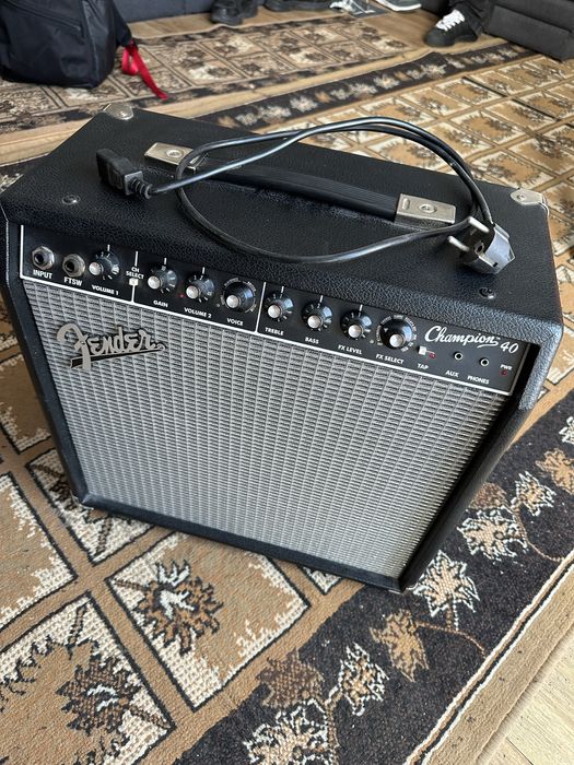 Fender Champion 40 – amplificator chitară electrică