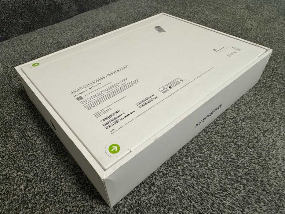  Apple / MacBook Air 13 / M4 2025 / 16+256 / Midnight / Sigilat