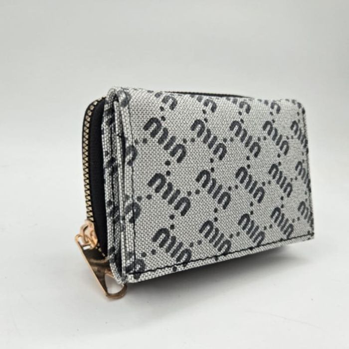 Дамски портфейли