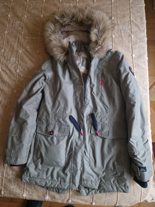 Vand 2 geci Raintex marimea 152 și 158