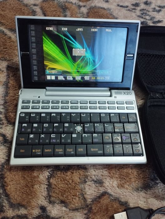 Продается электронный словарь