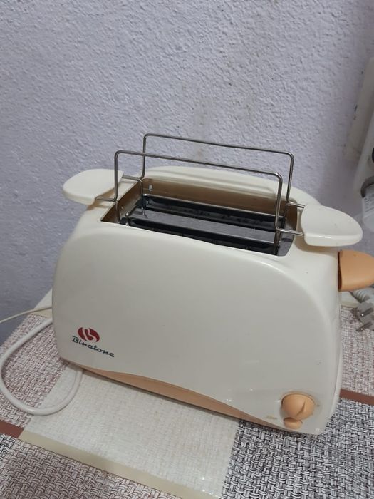 Тостер Binatone электр