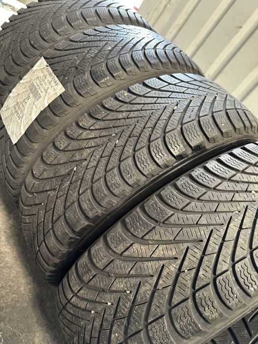 Set anvelope 185/60 R15 PIRELII (M+S) iarnă