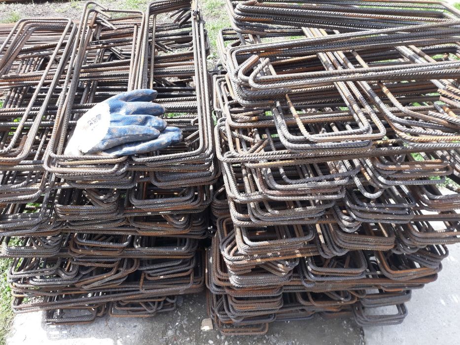 Fier beton  fasonat  an Etrieri