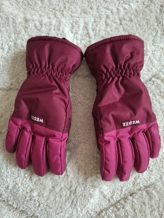 Два модела детски ръкавици