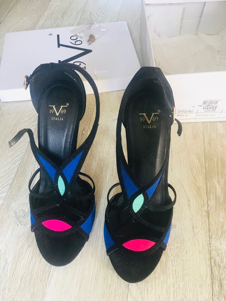 Дамски сандали на ток Versace