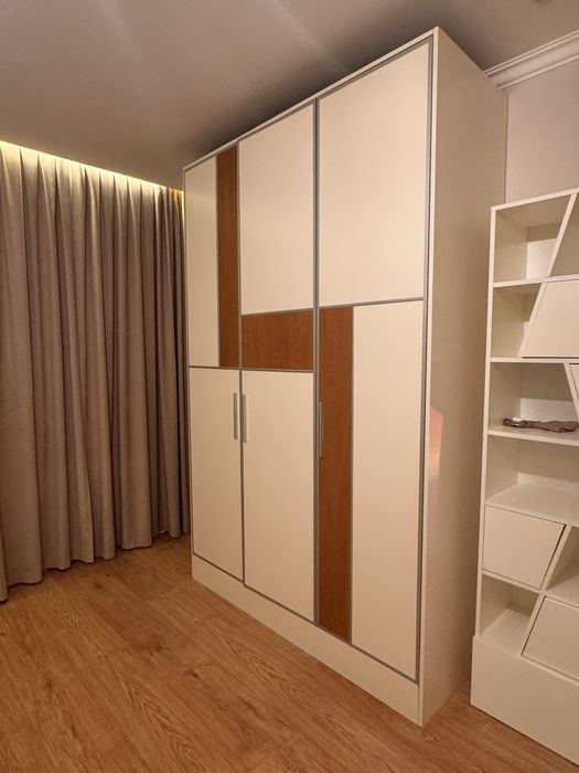 Продаю два шкафа по 50к