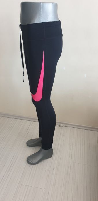 Nike Essentials SWOOSH  Womens Size S  НОВО! ОРИГИНАЛ! Дамски Клин!