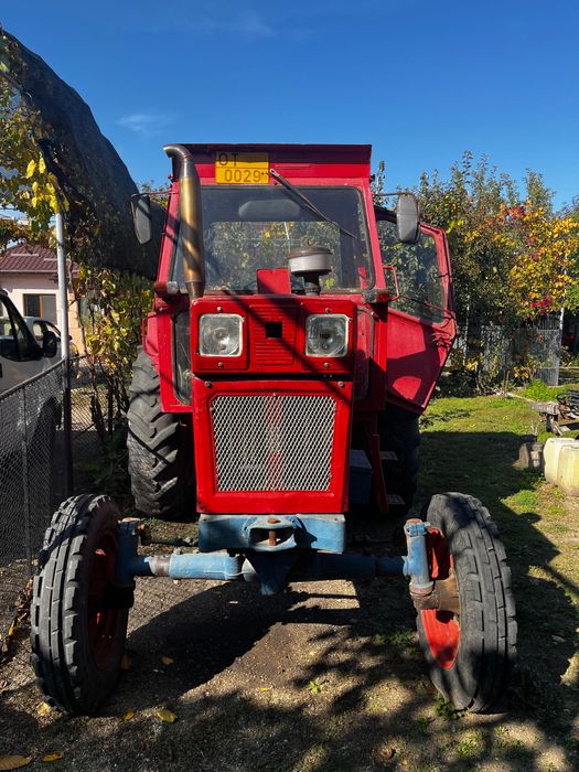 Tractor U650 si utilaje agricole