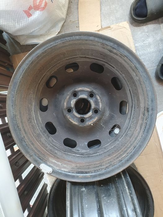 Vând jante: aluminiu R16 și tablă R15