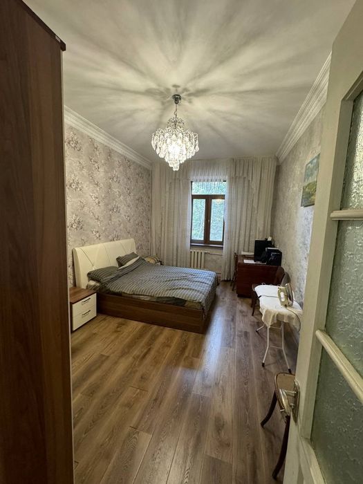Продается 3-х комн.общ.пл.72 кв.м Дубовая,высокопотолочка
