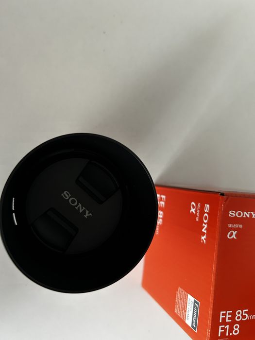 Sony 85mm 1.8 FE