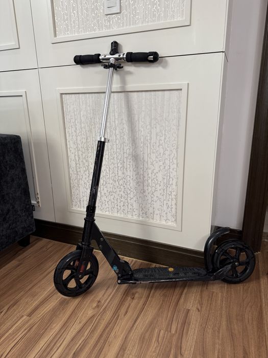 Продам самокат Micro