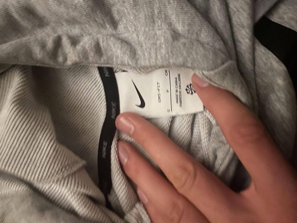 суичър Nike неупотребяван