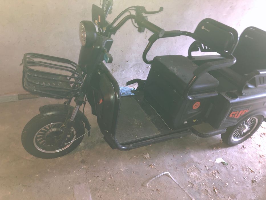 Tricicleta electrica persoane handicap/mibilitate redusa