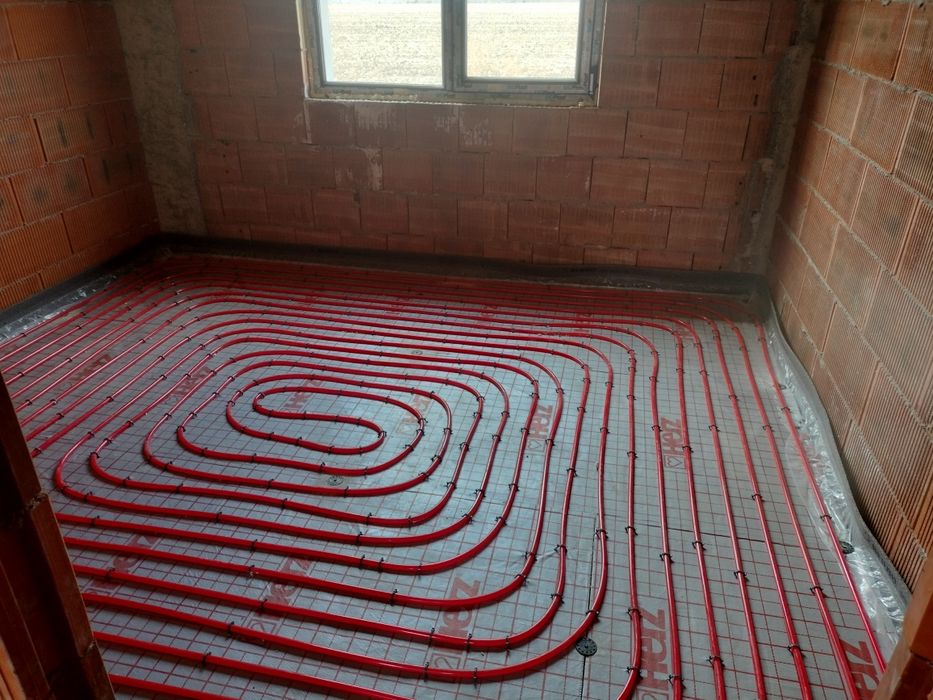 Pardoseala Calda manopera 8€mp