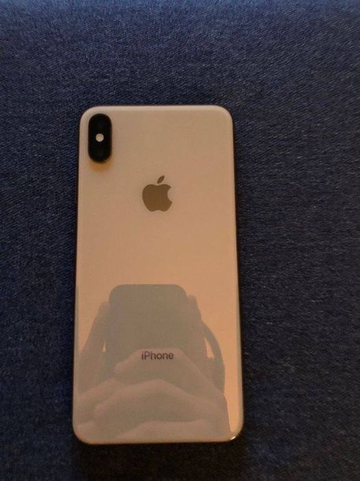 iPhone XS 64GB 77%
