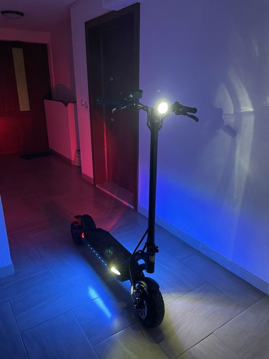 Електрическа тротинетка  Kaabo Mantis 10 Dual Plus -
