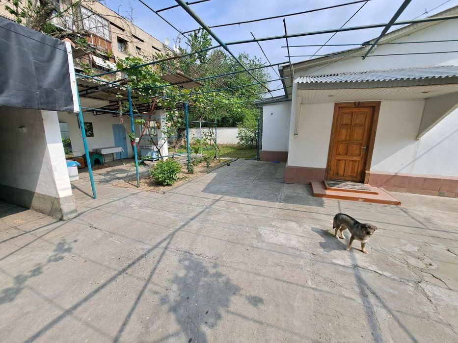 3 ком. ДОМ на участке 4,2 сотки. Мирзо-Улугбек р-н, ул. Буюк Ипак Йули