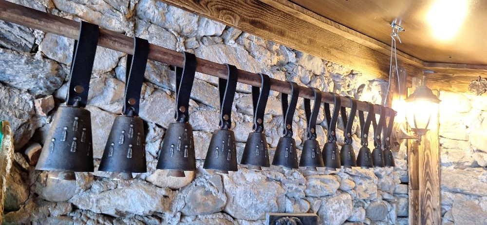 Български чанове с каишки