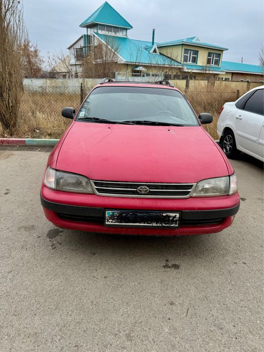 Продам машину Toyota Carina E,1995