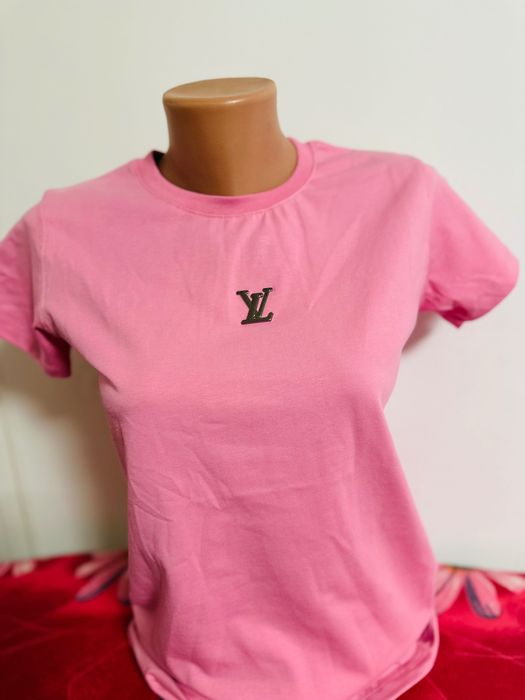 Дамски тениски С ,М , Л размер