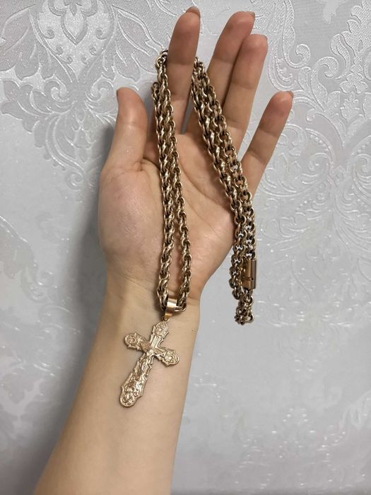 Золотые изделия, браслет и цепь 585