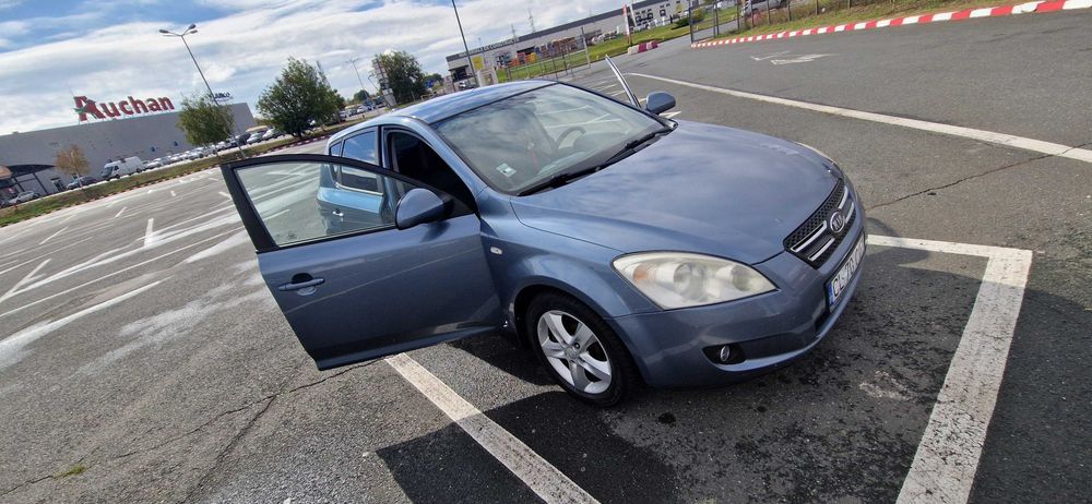 Kia Ceed 2008, 1.6 benzina