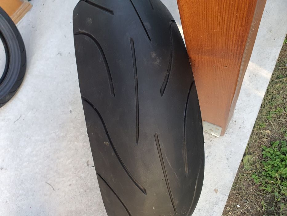 Discuri de frana hiperflotante Brembo Racing, set anvelope moto