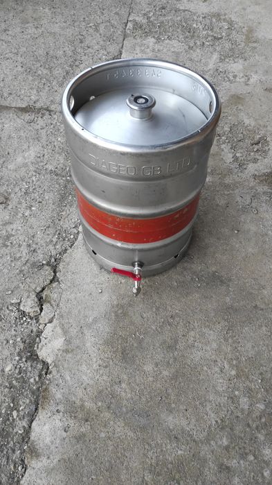 Butoaie inox cu robinet, hidrofor,vas expansiune