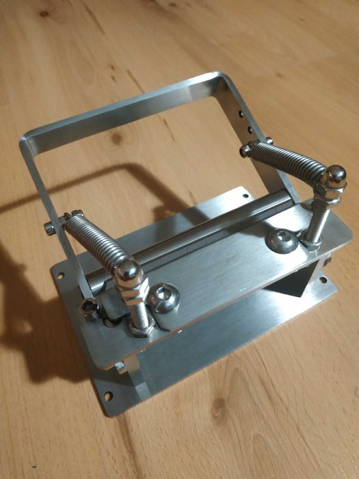 Машина за изтъняване на кожа