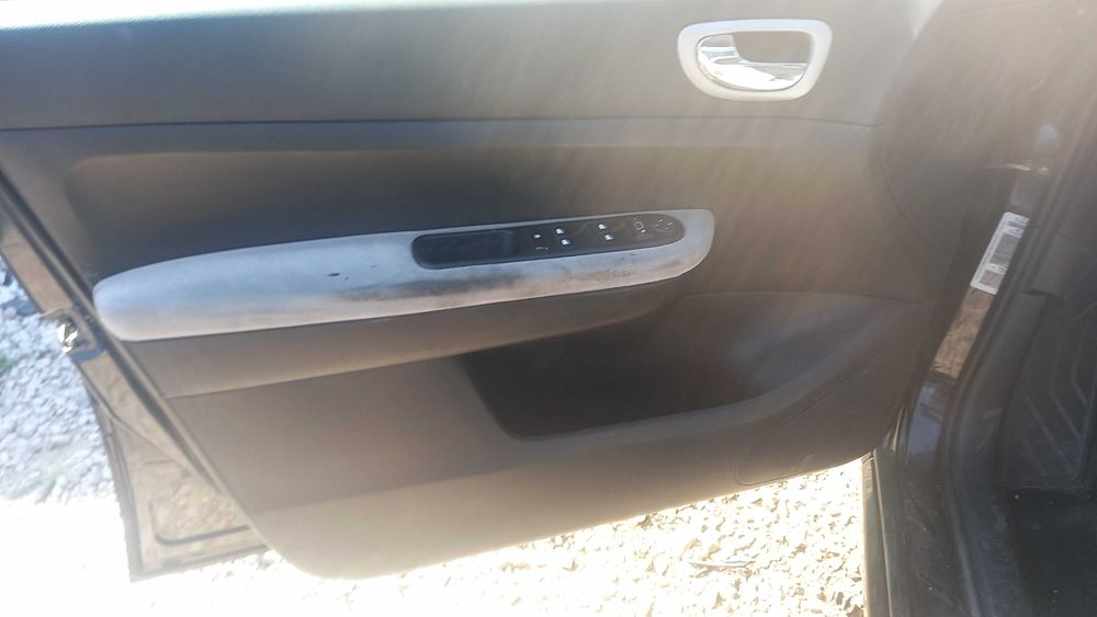 Пежо 307 1.6HDI НА ЧАСТИ