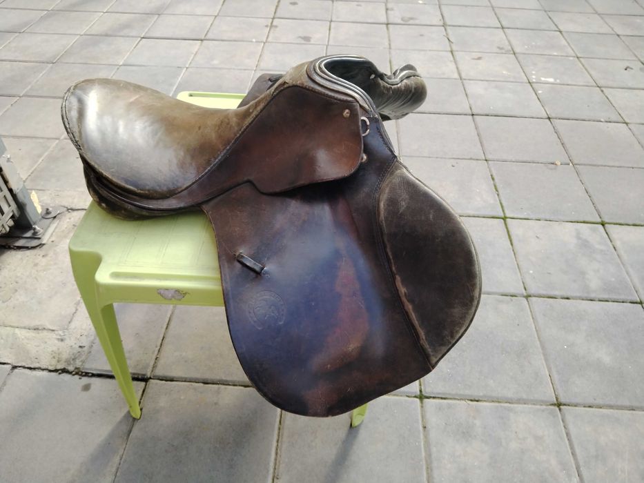 Седло за езда / кон Sommer Somero Arato Hunt/Jump SADDLE DEEP Seat