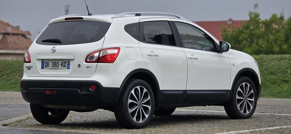 ///NISSAN QASHQAI 2 ///An 2013///Panoramic///1.5 diesel///