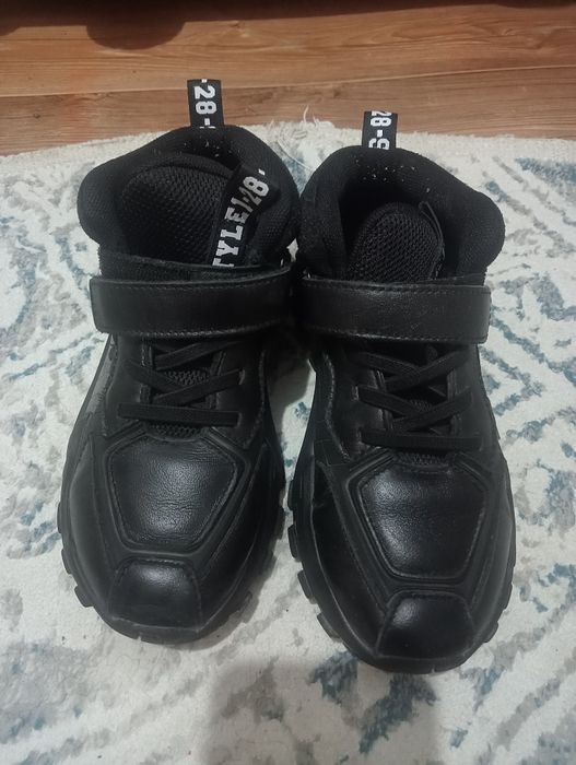 Продам.  ботинки