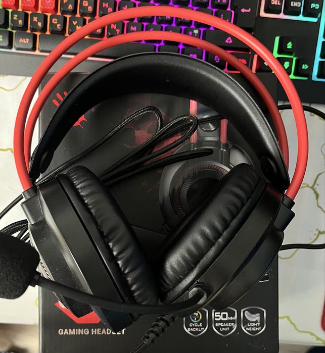 Продам игровые наушники bloody