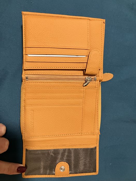 Ново дамско портмоне естествена кожа