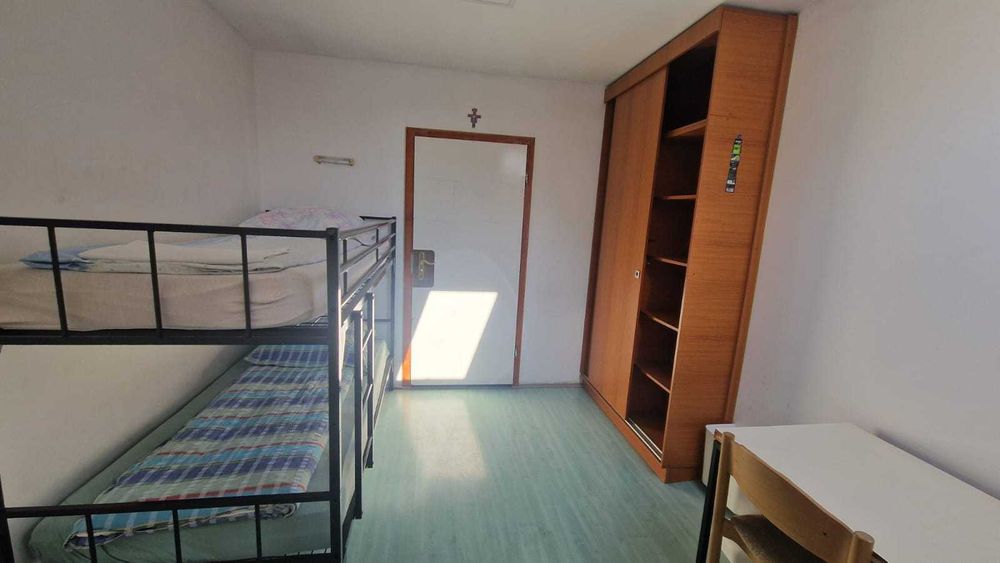Ansamblu Imobile Lipova jud. Arad ( 3 Clădiri: 743mp, 203mp. 113mp)