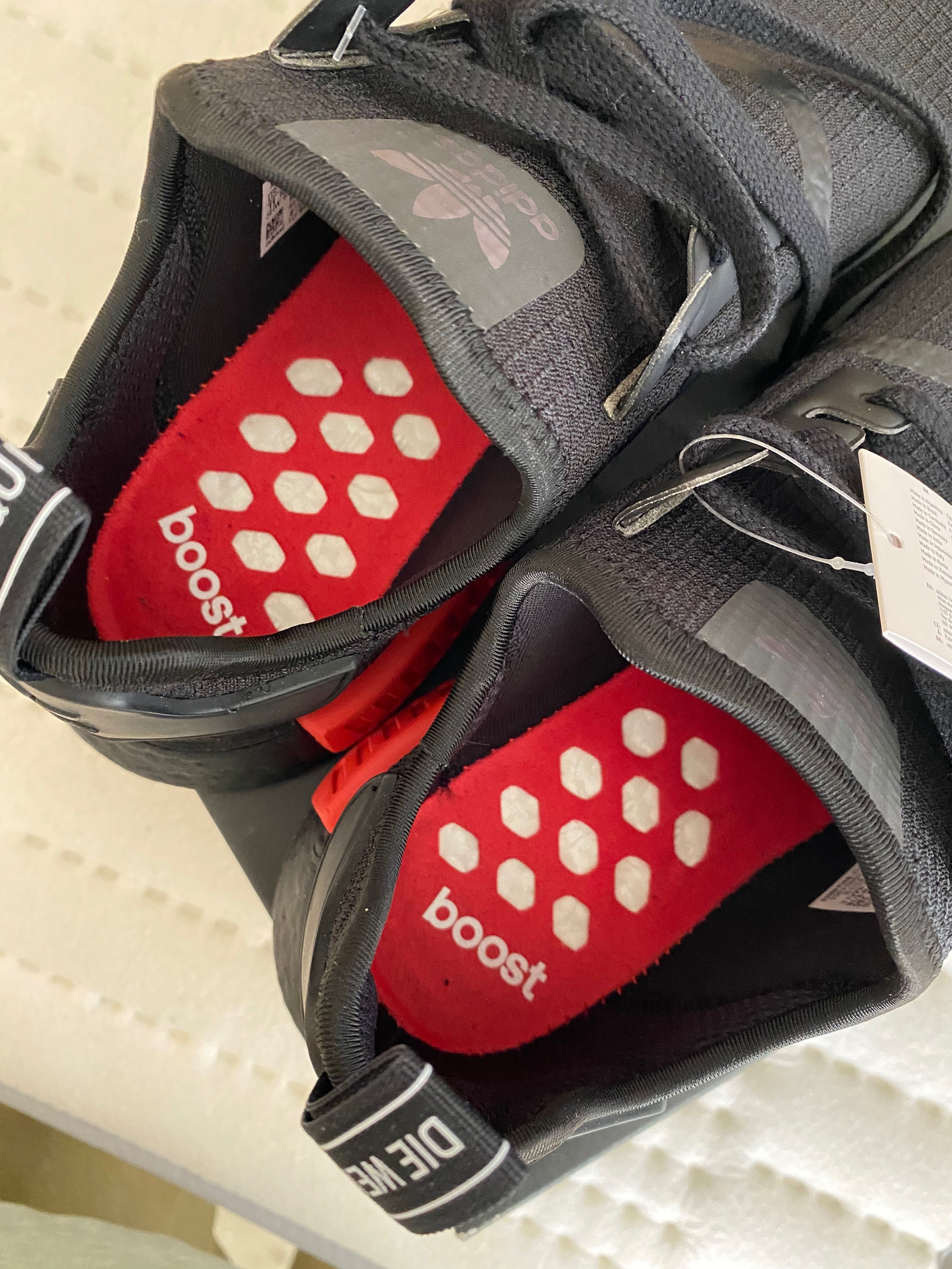 Adidas NMD R1 - EU45