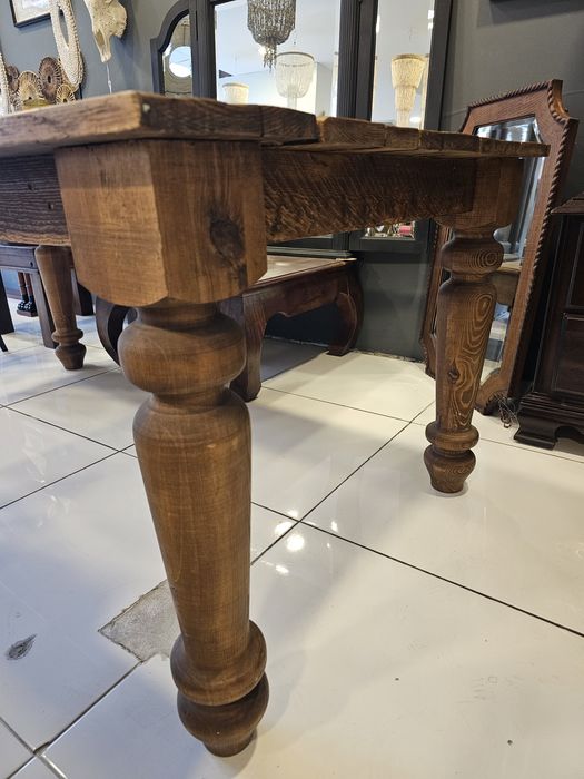 Рустик трапезна маса изработена от Дъб