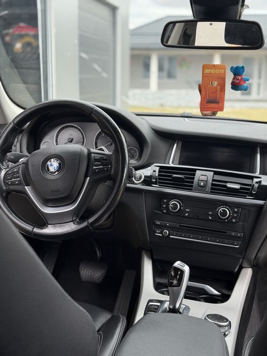 BMW X3 F25 xDrive | 190 cp | FULL LED | Harman Cardon | Lane Assist |