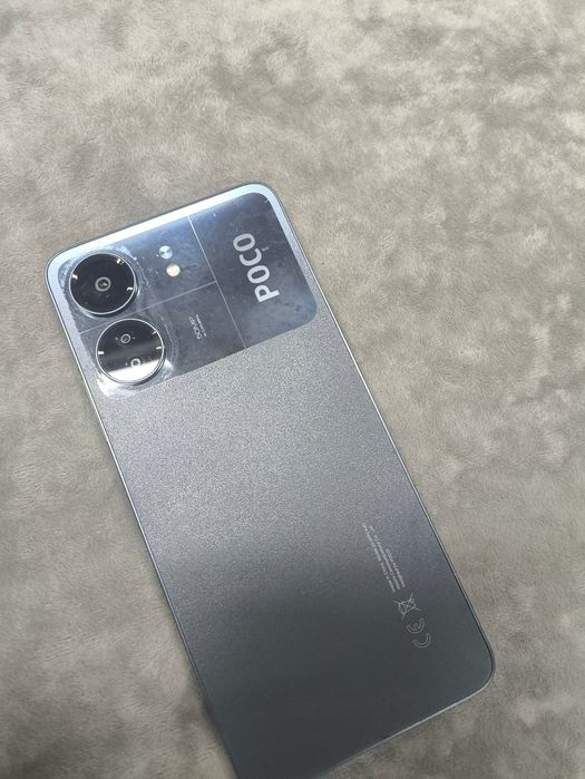 Продам Телефон PoCo