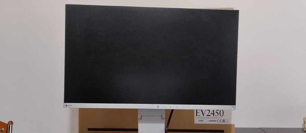 Монитор за работа, забавление и гейминг.