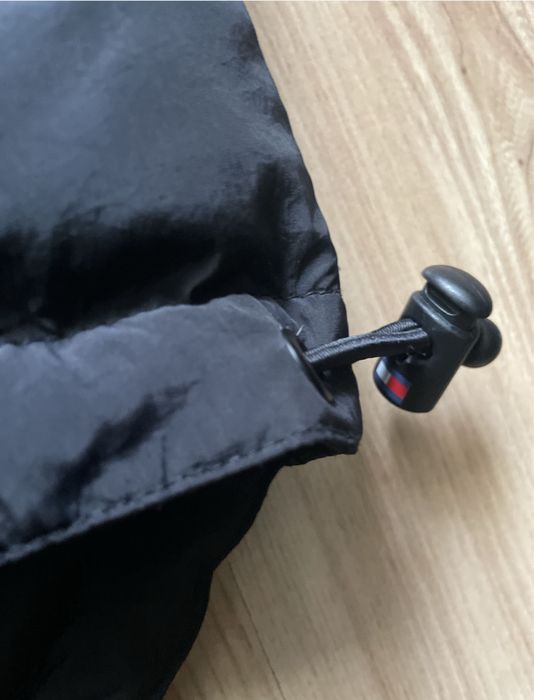 TOMMY HILFIGER / мъжки пухен елек/грейка  М