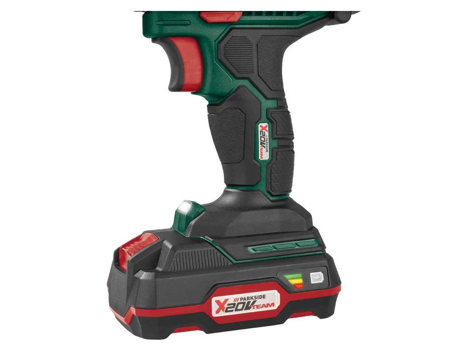 Нов Акумулаторен Винтоверт с Куфар СЕТ и 2 броя батери 20v 2Ah