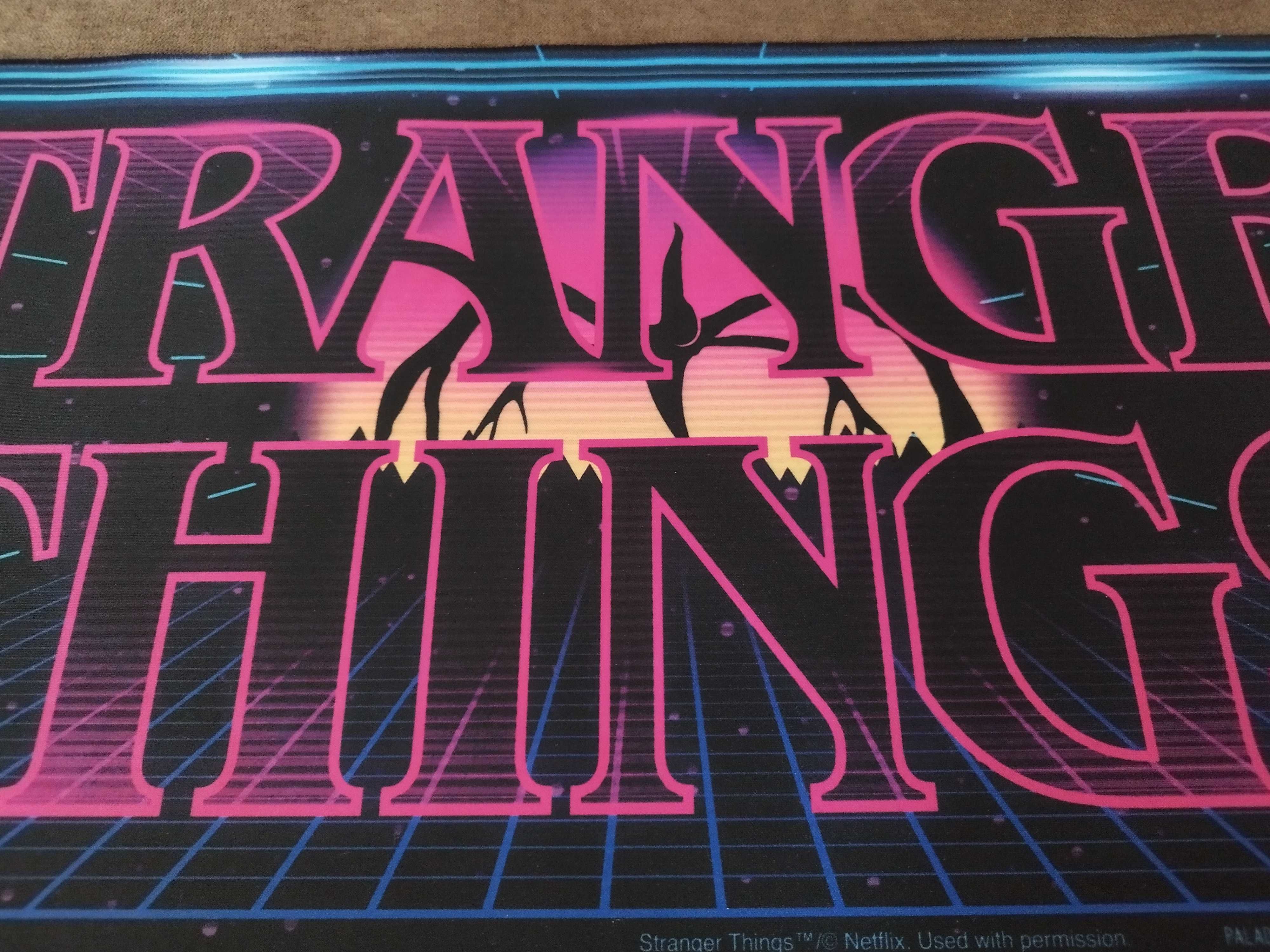 Подложка за бюро Stranger Things